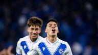 Vélez goleó y se subió a lo más alto de la Zona "B"