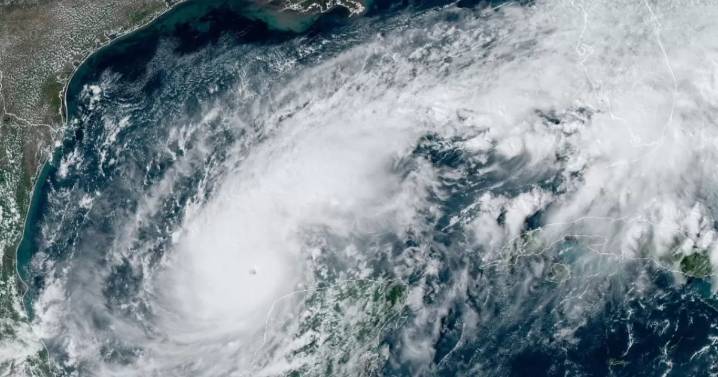 Gobernadora: huracán Erin no tuvo impacto mayor en Puerto Rico