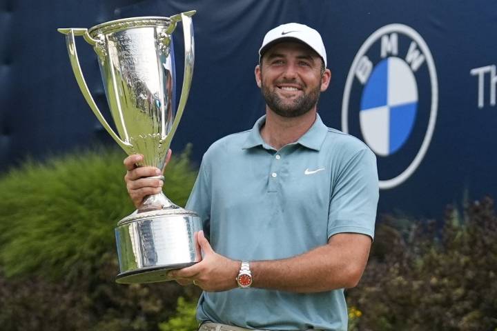 Scottie Scheffler rallies from 4 shots down and wins BMW Championship for 5th victory of the year