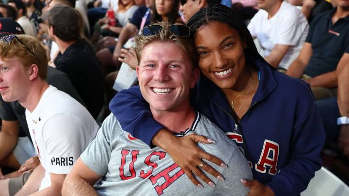 Tara Davis-Woodhall Reveals Untold Story Involving Hunter Woodhall’s Prosthetic Legs Tara Davis-Woodhall recalls a playful moment hiding Hunter Woodhall’s prosthetic legs, revealing the couple’s candi