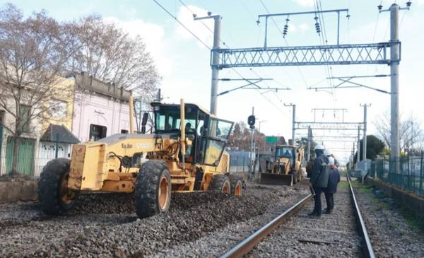 Un mes sin el Tren Roca a La Plata: cómo vienen las obras y cuándo se reactiva el servicio hasta 1 y 44