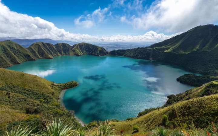 Descubre Guatavita: La Laguna Mágica cerca de Bogotá