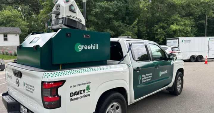 Plymouth becomes first Minnesota city to monitor tree health using AI