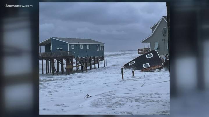 North Carolina officials order some islands evacuated