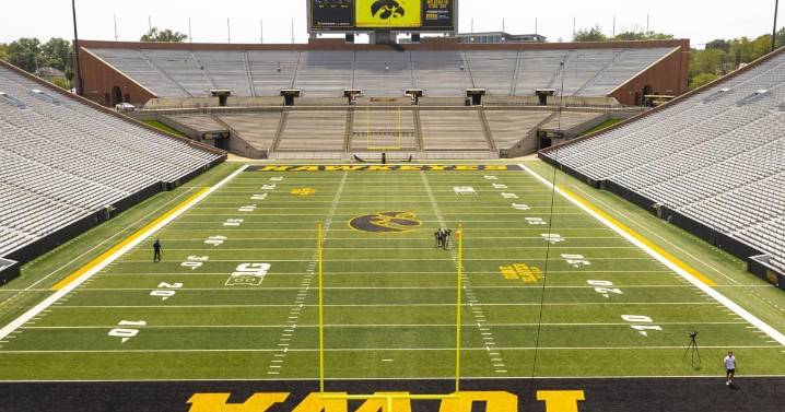 Four takeaways from Iowa's week one depth chart release