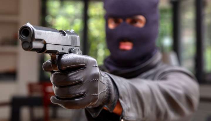Southland Man to Plead Guilty to Armed Robberies of Pharmacies