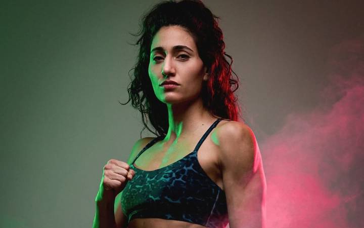 Mexicana Laura Burgos gana medalla de oro en Muaythai