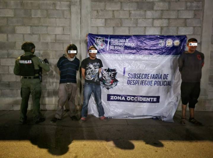 Asegura SSPE a tres hombres por agresión con arma blanca en Cuauhtémoc
