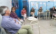 Estudiantes del IES 816 recibieron charla de representantes de Casas Tuteladas