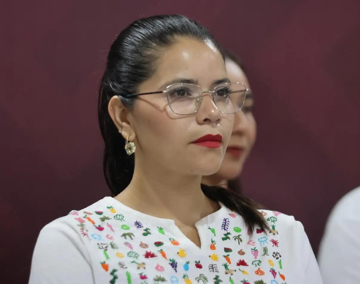 Carolina Rangel evita definir si candidatura al gobierno será para una mujer