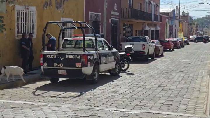 Choque entre patrulla y combi deja heridos leves durante persecución de presuntos asaltantes en Atlixco