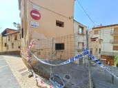Una casa declarada en ruina se derrumba en Alcañiz sin causar daños personales