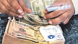 Disminuye en 5% las remesas en 2025