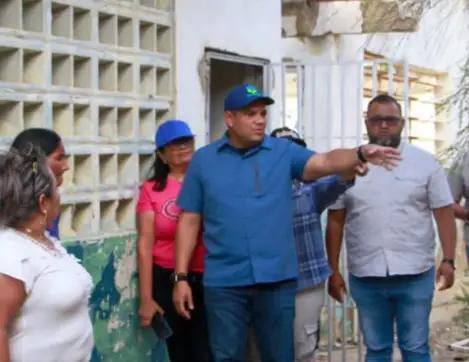 Avanza rehabilitación integral de la escuela Rosa María Reyes en Colina