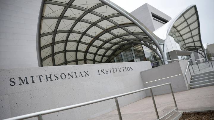 White House calls for a 'comprehensive review' of eight Smithsonian museums