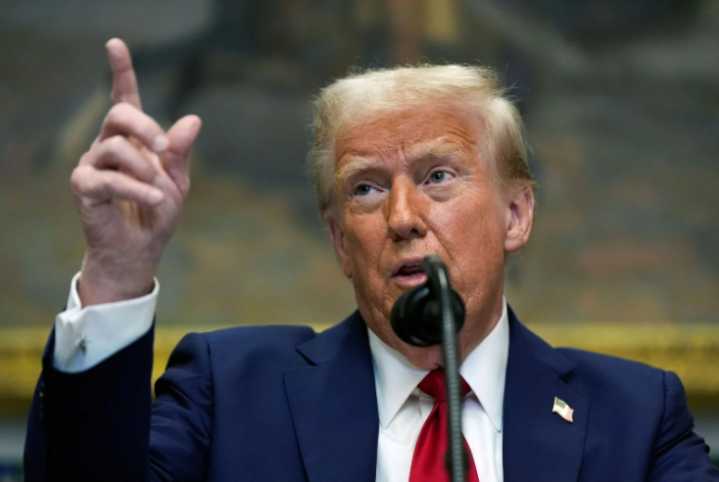 Trump anuncia que pondrá fin al voto por correo en EU previo a las elecciones legislativas