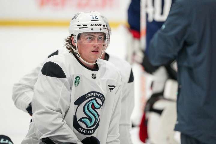 Seattle Kraken draft pick Ollie Josephson commits to UND