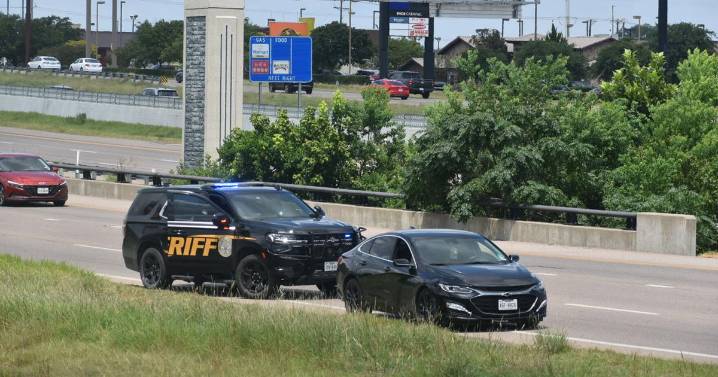 Police conduct ‘Move over’ safety campaign in Killeen