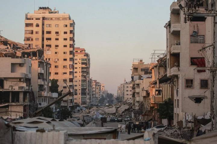 Israel decreta Gaza “zona de combate peligrosa”; pausa entrega de ayuda