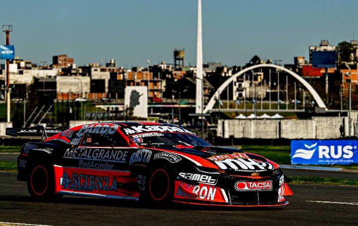 Canapino se lució en Buenos Aires y va por el quinto
