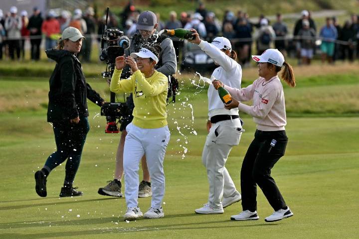 Miyū Yamashita wins Women’s Open for first LPGA Tour victory 