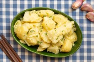 Patatas con alioli, una tapa de toda la vida fácil de preparar en casa