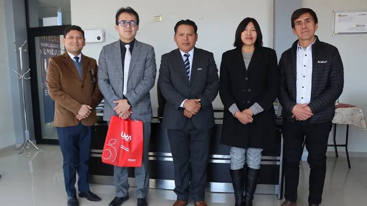Diresa Puno y UPEU acuerdan transparentar selección de personal de salud