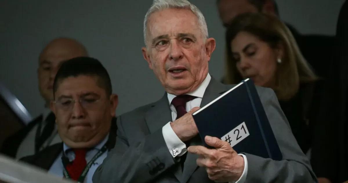 Álvaro Uribe: Juzgado de Rionegro notifica al Inpec sobre su prisión domiciliaria