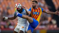 Gayá entra en el Top5 histórico del Valencia en Liga