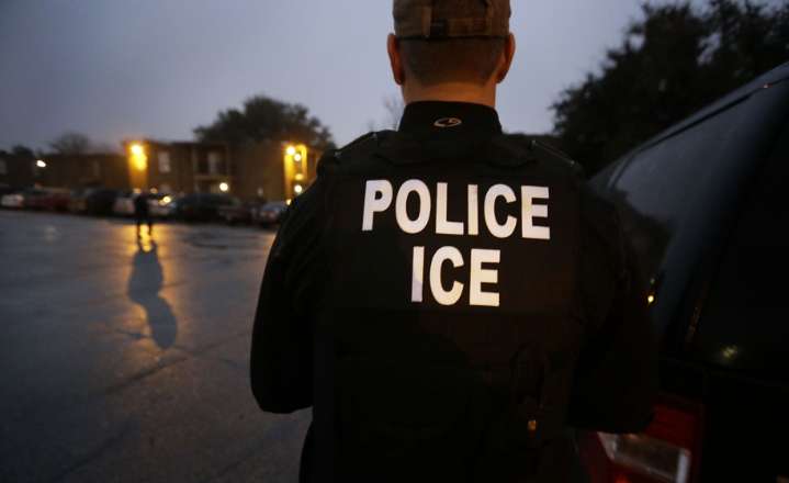 Sloppy ICE agents get their very own Signalgate