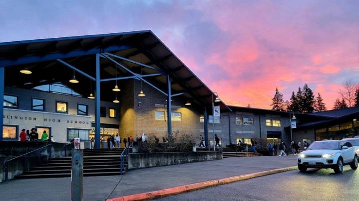 Arlington High student who brought gun may return to campus