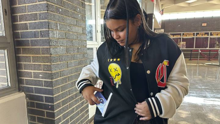 Schools hang up on cellphones