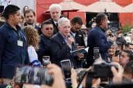 Uribe Vélez, en homenaje a Miguel Uribe Turbay