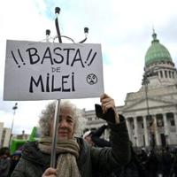 Pensioners on the frontline of Argentina's fiery politics