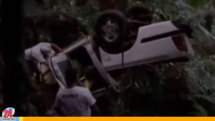 Accidente vehicular deja tres personas fallecidas y un lesionado en Choroní