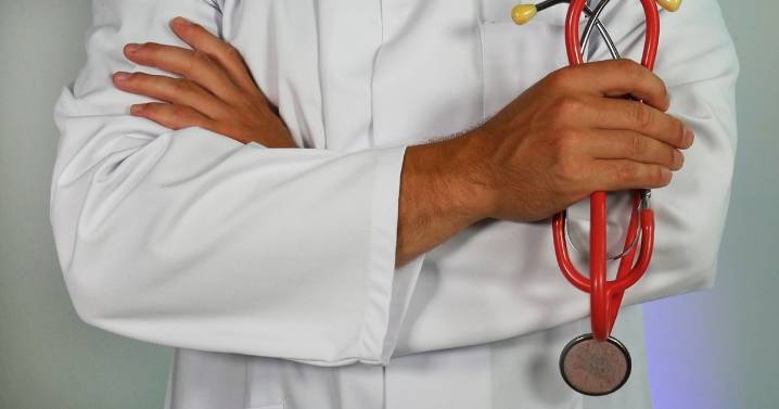 Simple cheek swab could help save lives of children with rare heart problem