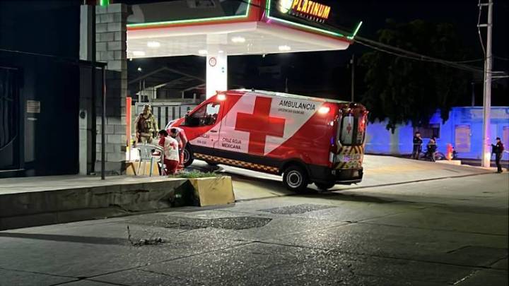 Asesinan a menor de 15 años frente a gasolinera en Culiacán