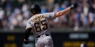 Jack Suwinski hits game-winning homer for Pirates