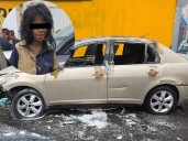 Detienen a mujer en situación de calle por incendiar un automóvil en CDMX