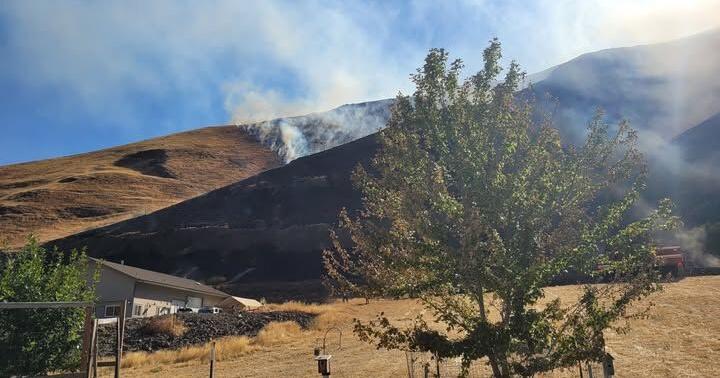 Snake River Fire near Asotin contained following aggressive air operations