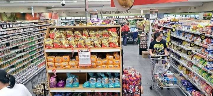 «ES UNA TONTERÍA» QUE NO ABRAN LOS SUPERMERCADOS LOS DOMINGO