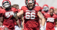 OU injury update: Brent Venables expects Derek Simmons, Michael Fasusi back for Michigan game