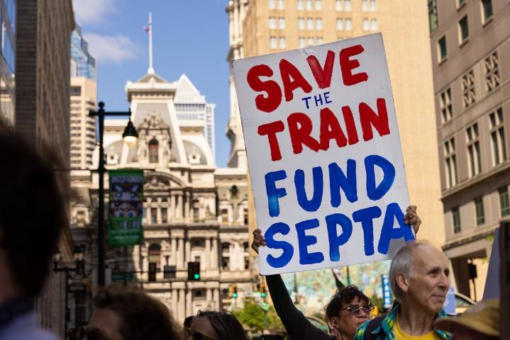 Pa. GOP pushes SEPTA oversight bill as cuts loom