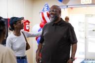 South Side pastor to walk cross-country to raise donations
