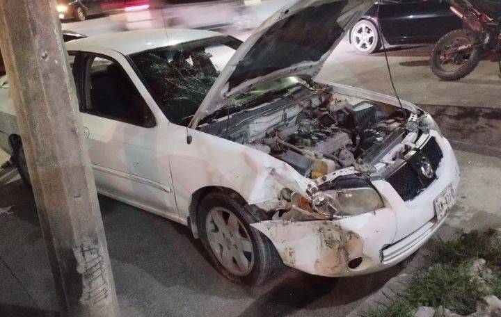 Motociclista lesionado tras maniobra imprudente en la avenida Universidad