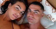 Cristiano Ronaldo le propone matrimonio a Georgina con enorme anillo de compromiso