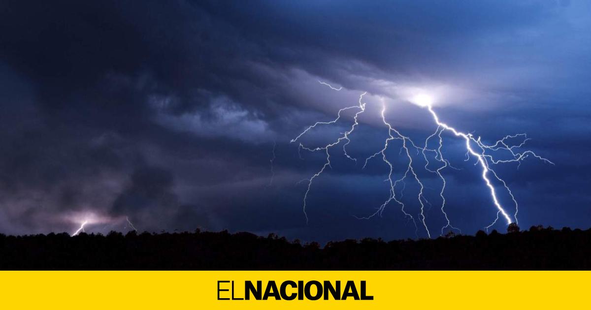 Media Catalunya en alerta por tormentas violentas con pedrisco local y ventoleras