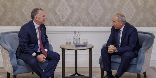 Armenia y Azerbaiyán firman acuerdo de cese del conflicto en el Cáucaso Sur, tras mediación de Donald Trump