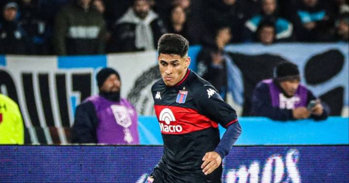 En pocos minutos, Tigre le dio vuelta el partido a Racing y lo dejó con las manos vacías en El Cilindro