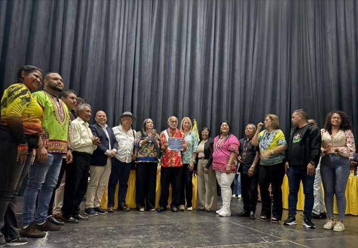 Cleb realiza sesión especial por Día del Afrodescendiente y Día del Calipso 
